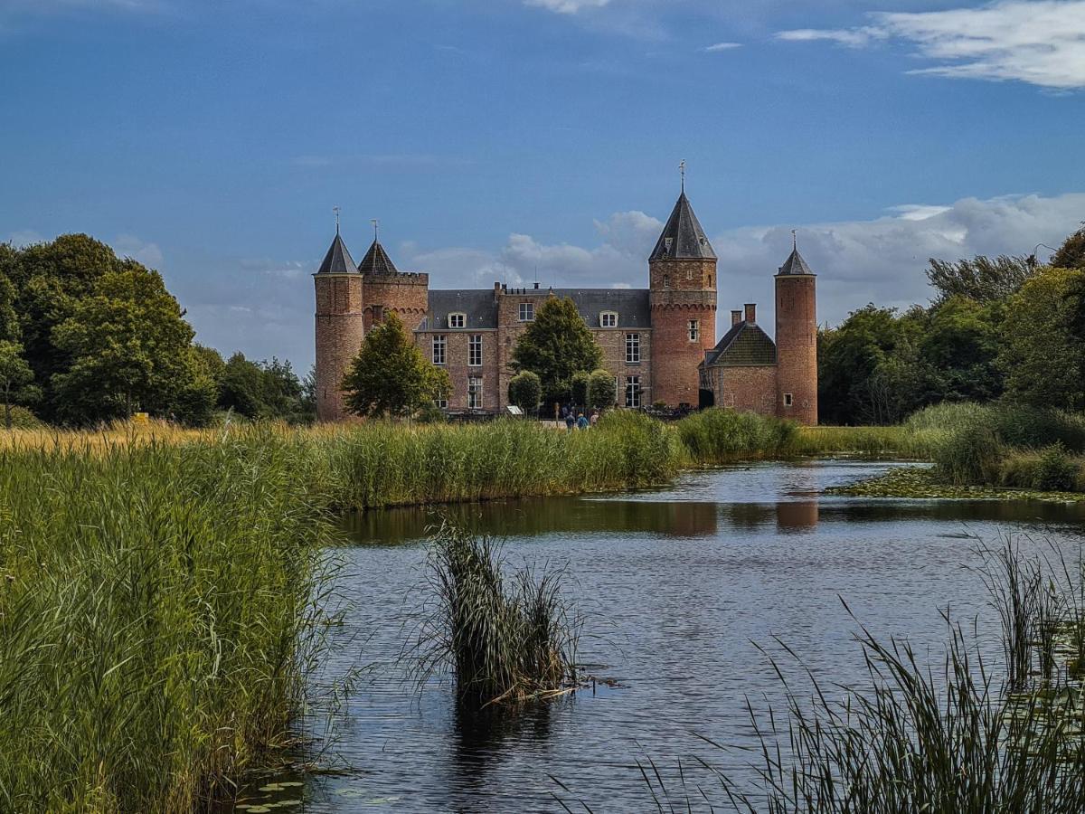 Вилла Pipowagen De Zwerveling Aan Zee Оосткапелл Экстерьер фото